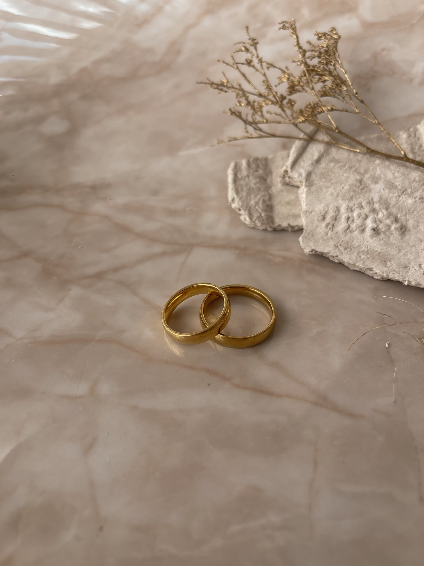 Aros golden de promesa para pareja