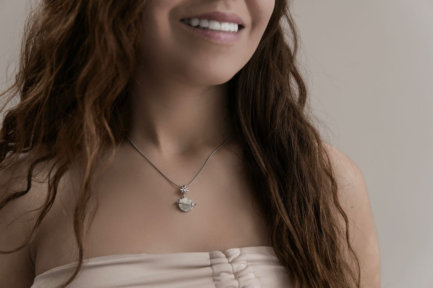 COLLAR SATURNO