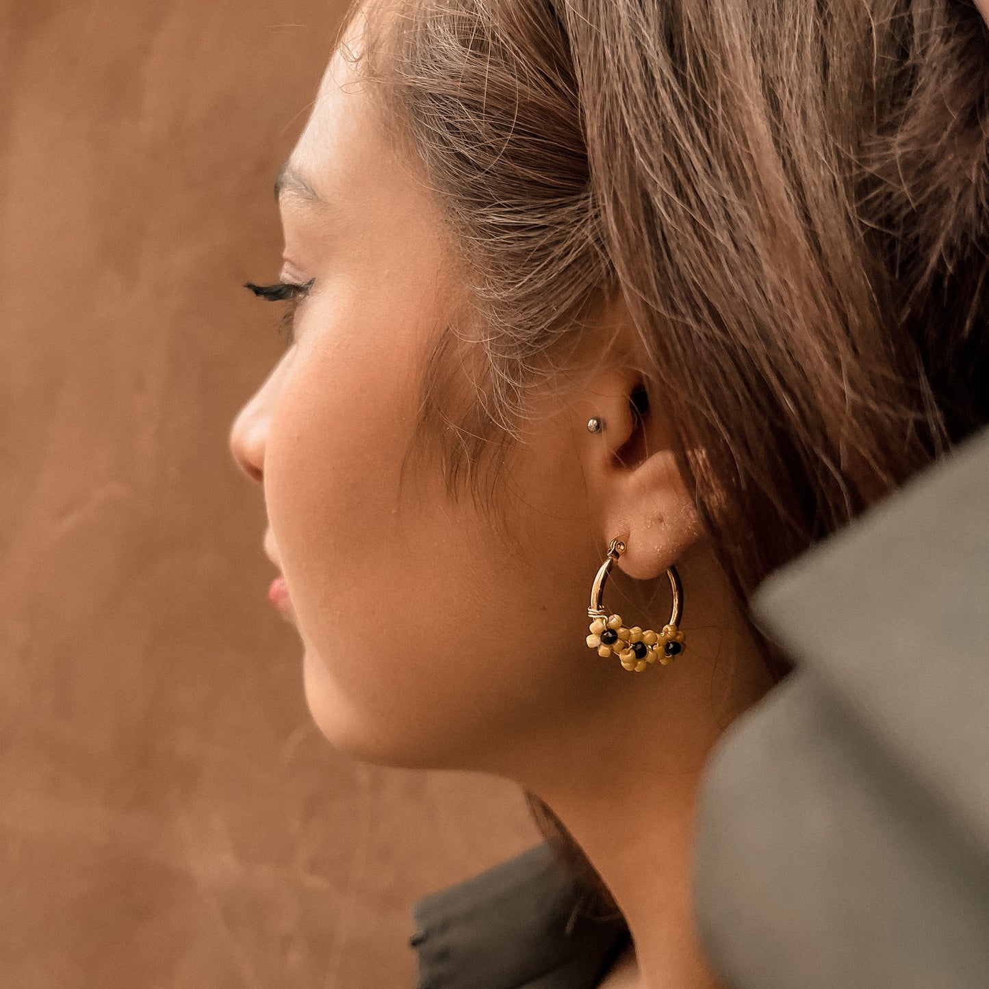 Arete girasoles argolla