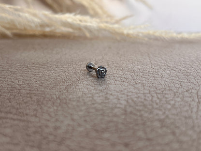 Piercing Rosa