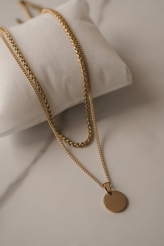 Collar grabado