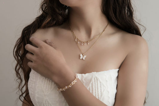 COLLAR DOBLE MARIPOSA ROSA